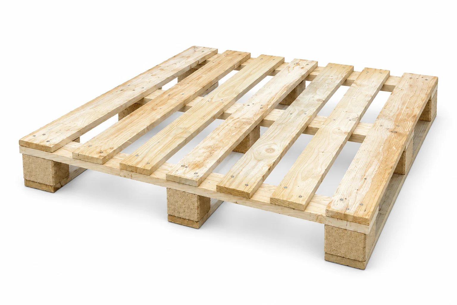 New medium legger UK-standard wooden pallet 1200 × 1000 mm, three-quarter view