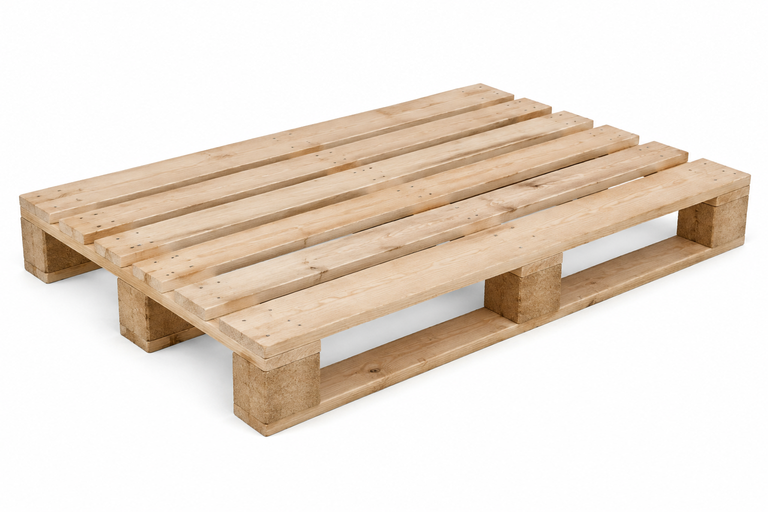 Grade 1 Euro-size wooden pallet 1200 x 800 mm, three-quarter view